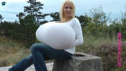 the big white sweater1